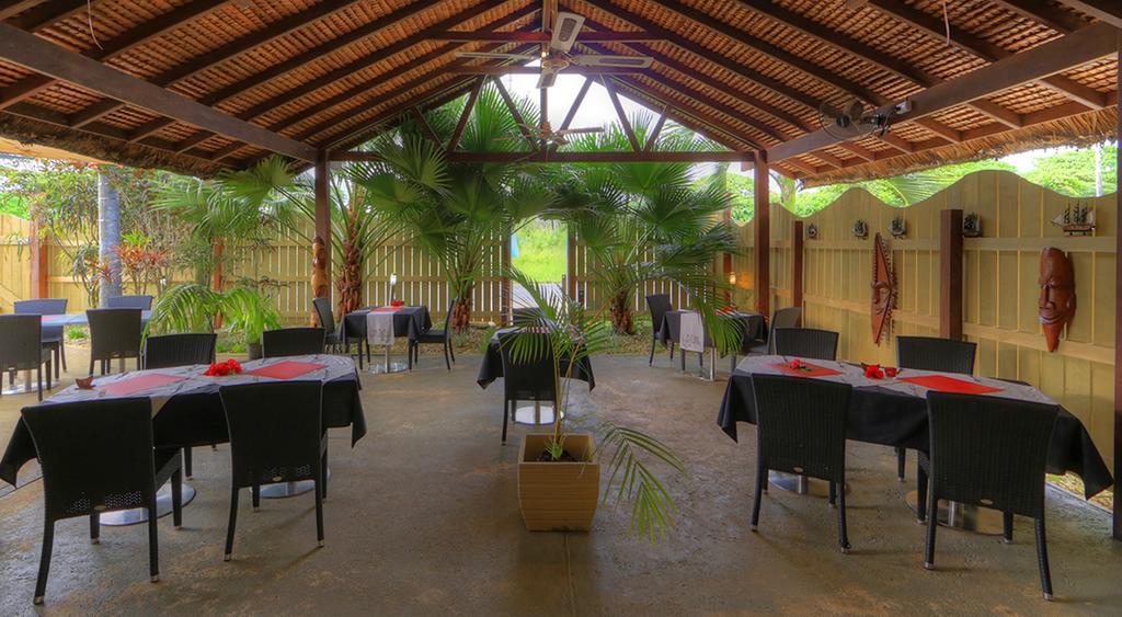 Village De Santo Resort Luganville Eksteriør billede