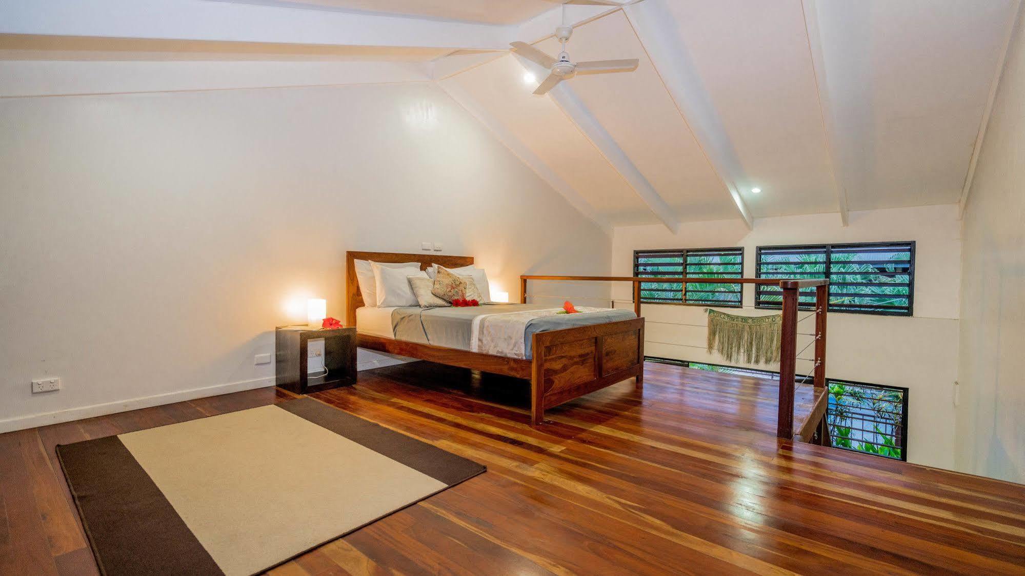 Village De Santo Resort Luganville Eksteriør billede
